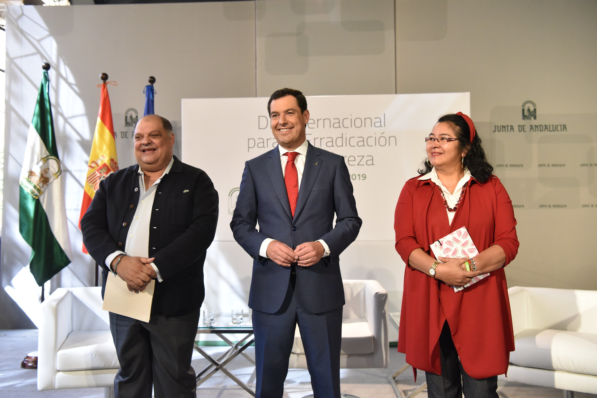 Juanma Moreno ha recibido en San Telmo a representantes de EAPN Andalucía